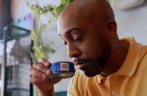 ട്യൂണ ടൈലര്/വിഡിയോ സ്ക്രീൻഷോട്ട്