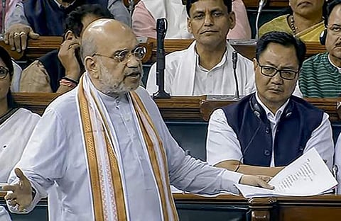 അമിത് ഷാ പാര്ലമെന്റില് സംസാരിക്കുന്നു/പിടിഐ