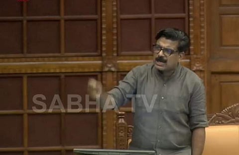 മാത്യു കുഴല്നാടന് നിയസഭയില് സംസാരിക്കുന്നു