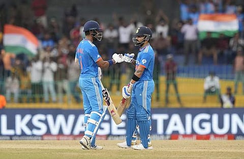 കോഹ്ലിയും രാഹുലും ബാറ്റിങിനിടെ/ പിടിഐ