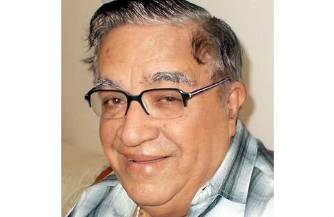 സതീന്ദര് കുമാര് ഖോസ്ല, എക്സ്