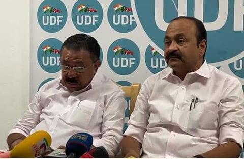 എംഎം ഹസനും വിഡി സതീശനും വാര്ത്താ സമ്മേളനത്തിനിടെ/ഫയല്