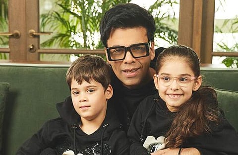 കരൺ ജോഹർ മക്കൾക്കൊപ്പം/ ഫെയ്സ്ബുക്ക്