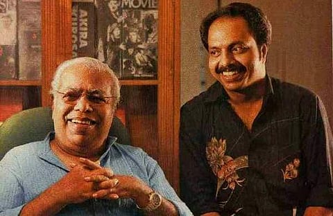 തിലകനൊപ്പം ഷമ്മി തിലകൻ/ ഫെയ്സ്ബുക്ക്