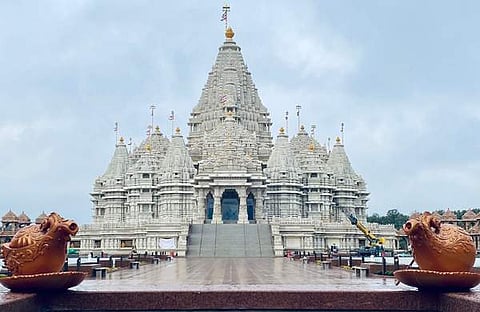 ബിഎപിഎസ് സ്വാമിനാരായണ് അക്ഷര്ധാം, എക്സ്