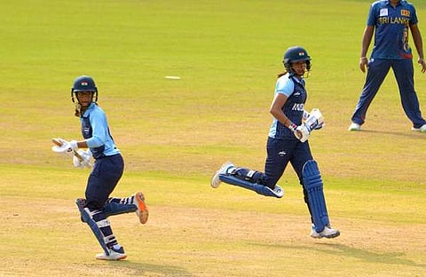 ശ്രീലങ്കക്കെതിരായ ഫൈനലിൽ ഹർമൻപ്രീത് കൗറും ജെമിമ റോഡ്രിഗസും/ ട്വിറ്റർ