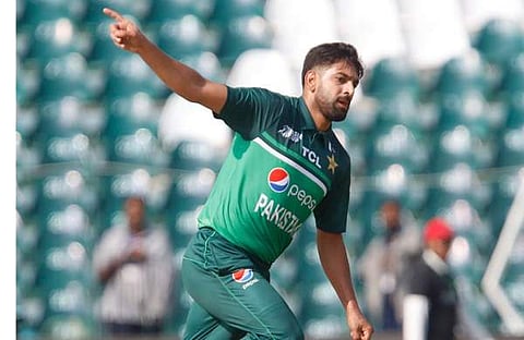 മത്സരത്തില് നാല് വിക്കറ്റ് വീഴ്ത്തിയ ഹാരിസ് റൗഫ