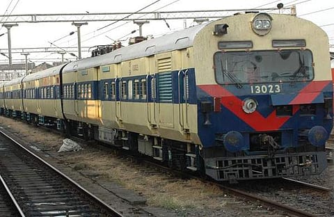 മെമു ട്രെയിന് / ഫയല്