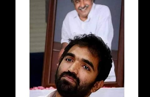 ചാണ്ടി ഉമ്മൻ, ഫെയ്സ്ബുക്ക്