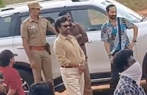 ചിത്രം /എക്സ്