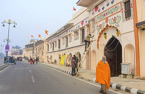 അയോധ്യയില് രാമക്ഷേത്ര പ്രതിഷ്ഠയ്ക്കുള്ള ഒരുക്കങ്ങള് പുരോഗമിക്കുന്നു/പിടിഐ