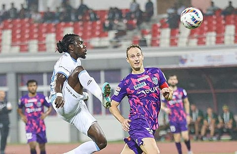 ജംഷഡ്പുർ- ബ്ലാസ്റ്റേഴ്സ് മത്സരത്തിൽ നിന്ന്/ ട്വിറ്റർ