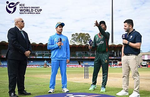 ചിത്രം/ എക്സ്