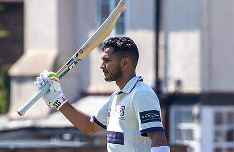 ചിത്രം: എക്സ്