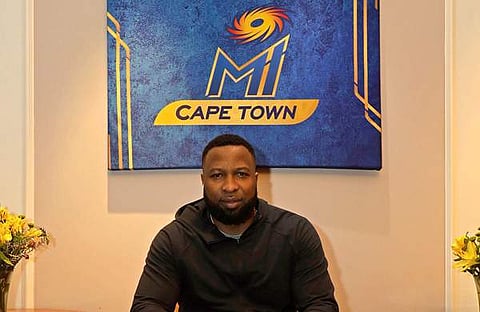 ചിത്രം: എക്സ്