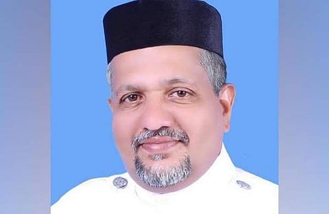 ഫാ. മാത്യൂസ് വാഴക്കുന്നം/ എക്സ്പ്രസ്