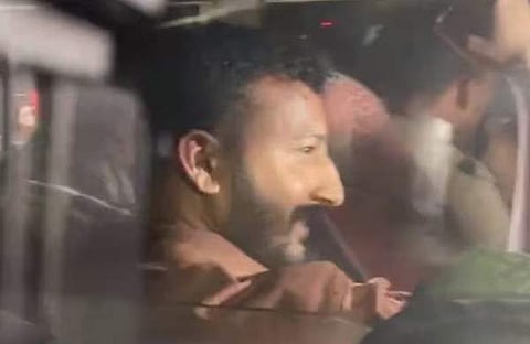 രാഹുല് മാങ്കൂട്ടത്തിലിനെ ജയിലിലേക്ക് മാറ്റുന്നു/ ടെലിവിഷന് സ്ക്രീന്ഷോട്ട്