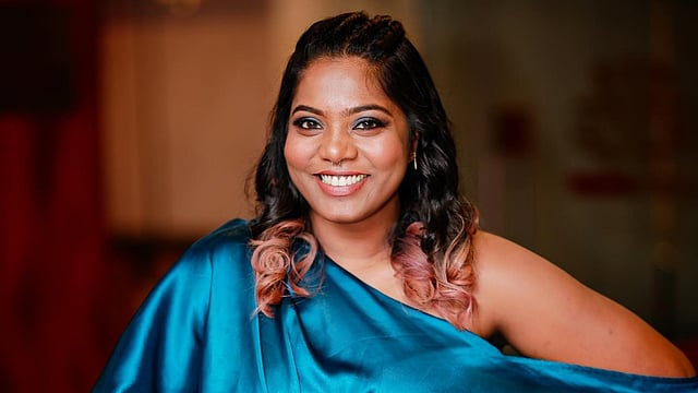 'ഇവിടെ വന്ന് ഇത്രയും മെഴുകിയ സ്ഥിതിക്ക് ഇതും കൂടി വായിച്ചിട്ട് പോകൂ'; വിമർശകരെ അതേ നാണയത്തിൽ തിരിച്ചടിച്ച് സയനോര