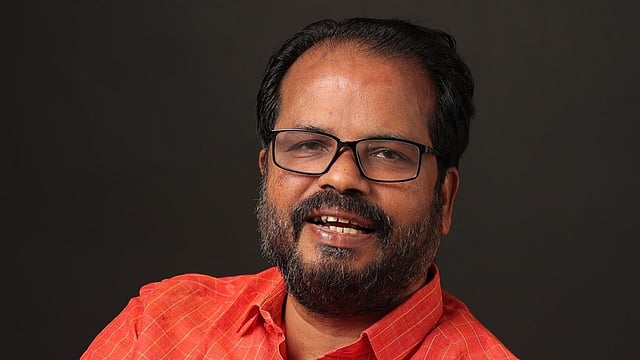 'ലക്ഷ്മണന്‍ ഇറച്ചിയും പോറോട്ടയും കൊണ്ടുവന്നു, സീത മൂന്ന് പേര്‍ക്കും വിളമ്പി'; തൃശൂര്‍ എംഎല്‍എയുടെ പോസ്റ്റ് വിവാദത്തില്‍, വിമര്‍ശനം