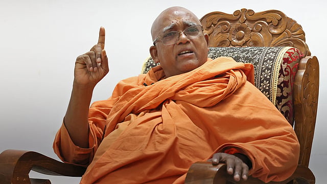 'ഗുരു ഭക്തര്ക്ക് ആശ്വാസമുള്ള പ്രഖ്യാപനം'; വെള്ളാപ്പള്ളി നടേശനെ അയോഗ്യനാക്കിയ കോടതി വിധിയില് ശിവഗിരി മഠം