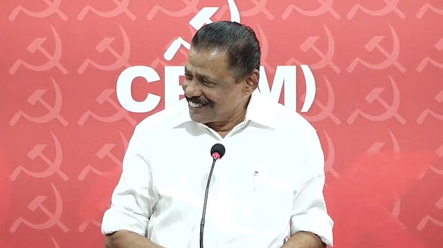ആരാണ് ഇടവേള ആഗ്രഹിക്കാത്തത്?; മുഖ്യമന്ത്രി പോയത് സ്വന്തം ചെലവിലെന്ന് എംവി ഗോവിന്ദന്‍