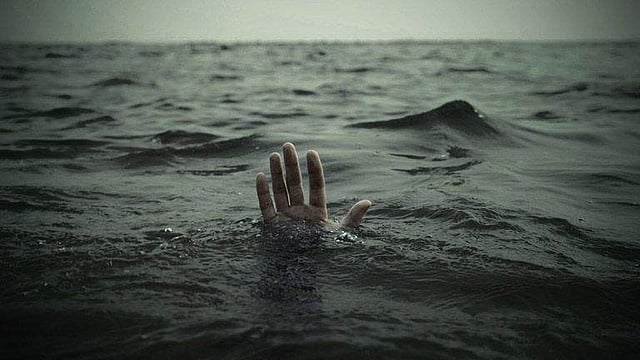 മീൻ പിടിക്കാൻ പുഴയിൽ ഇറങ്ങി; ഇടുക്കിയിൽ യുവാവ് മുങ്ങി മരിച്ചു