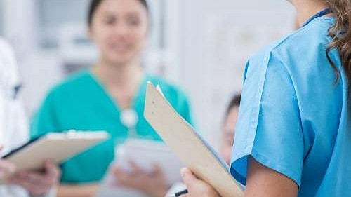 വ്യാജ പ്രവൃത്തി പരിചയ രേഖകള് ഹാജരാക്കി; ഖത്തറില് നഴ്സുമാര്ക്ക് ആജീവനാന്ത വിലക്ക്