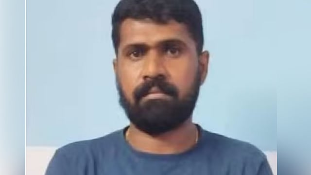 മദ്യപിച്ചു ബഹളം വെച്ചതിന് കസ്റ്റഡിയിലെടുത്തു; റാന്നിയിൽ പൊലീസുകാരനെ കടിച്ചു പരിക്കേൽപ്പിച്ച് പ്രതി