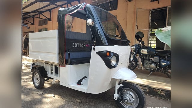 നിരത്തുകള്‍ കീഴടക്കാന്‍ മലയാളിയുടെ ഇലക്ട്രിക് വാഹനം; ഗതാഗത രംഗത്ത് വിപ്ലവം സൃഷ്ടിക്കാന്‍ മലാവി