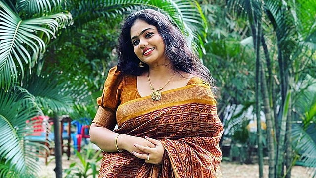 'ഞാന്‍ മലയാളിയാണ്, ഇത്ര ആഘോഷിക്കാന്‍ മാത്രം അതിലെന്താണ് ഉള്ളത്': മഞ്ഞുമ്മൽ ബോയ്സിനെതിരെ നടി; വിഡിയോ