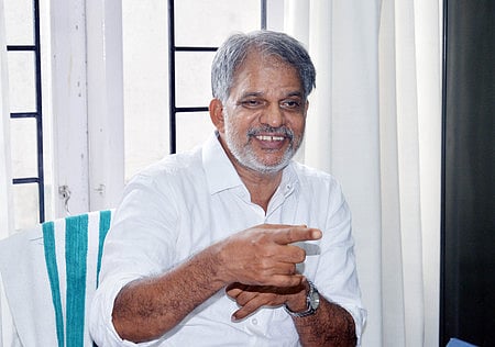 അത്രയ്ക്ക് വിവരദോഷിയല്ല മുഖ്യമന്ത്രി പിണറായി വിജയനെന്ന് എ വിജയരാഘവന്‍-വിഡിയോ