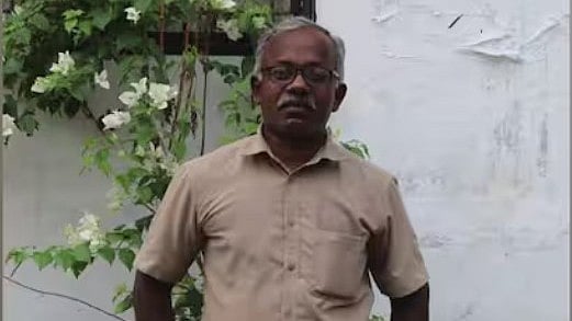 സർവീസിൽ നിന്നും വിരമിക്കാൻ ദിവസങ്ങൾ മാത്രം; കെഎസ്ഇബി ജീവനക്കാരൻ തൂങ്ങി മരിച്ച നിലയിൽ  