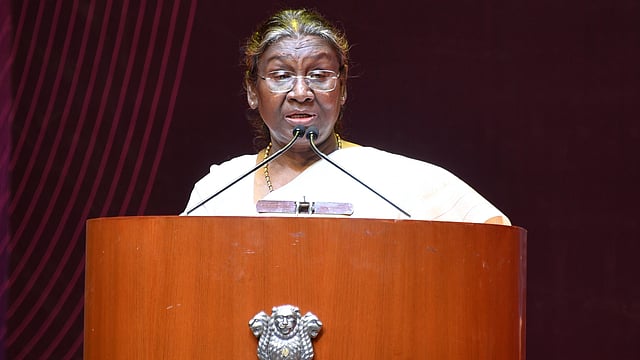 പത്മ അവാര്ഡുകള് ഇന്ന് സമ്മാനിക്കും; ഒ രാജഗോപാലിനും ഉഷ ഉതുപ്പിനും പത്മഭൂഷണ്
