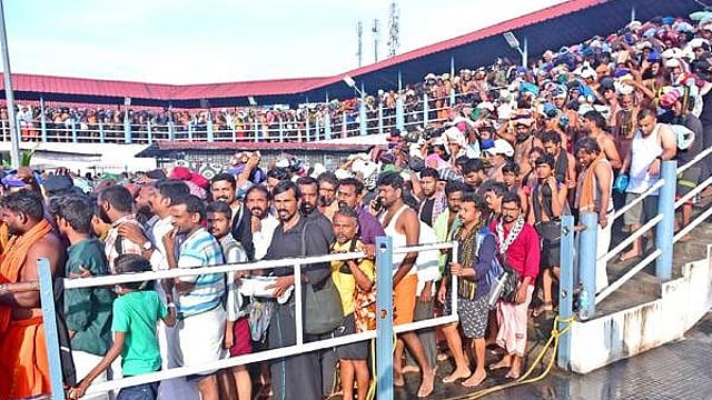 മേടമാസ പൂജ; ശബരിമല വെർച്വൽ ക്യൂ ബുക്കിങ് ഇന്ന് മുതൽ