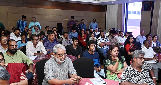പോൾ എക്സ്ചേഞ്ചിൽ പങ്കെടുത്ത പ്രതിനിധികൾ