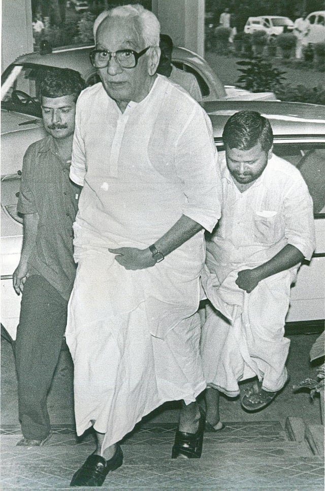 കെ കരുണാകരന്