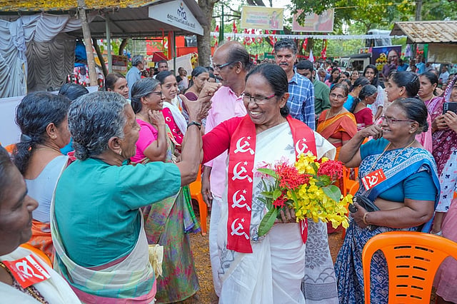 കെ കെ ശൈലജ പ്രചാരണത്തിൽ