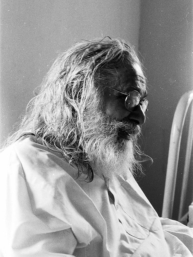 തിരുവനന്തപുരം പൂജപ്പുരയിലെ സർക്കാർ പഞ്ചകർമ്മ ആശുപത്രിയിൽ ചികിൽസക്കെത്തിയ സി.പി.എം നേതാവ് ഹർകിഷൻ സിങ്ങ് സൂർജിത്.