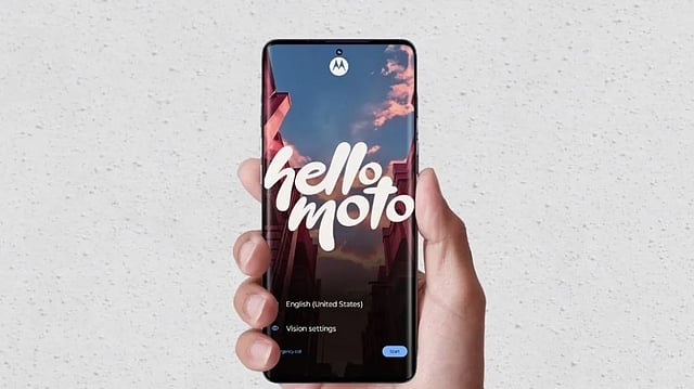 MOTOROLA PHONE