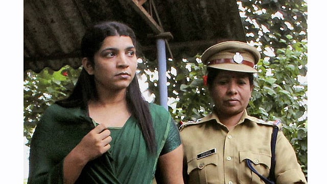 സരിത പൊലീസ് കസ്റ്റഡിയില്