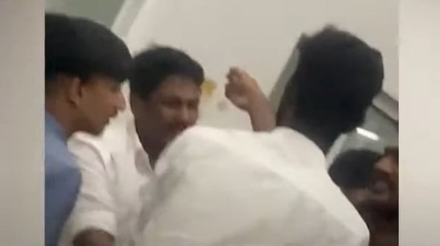 കെഎസ്യു നേതൃക്യാമ്പില് കൂട്ടത്തല്ല്; നിരവധി പ്രവര്ത്തകര്ക്ക് പരിക്ക്