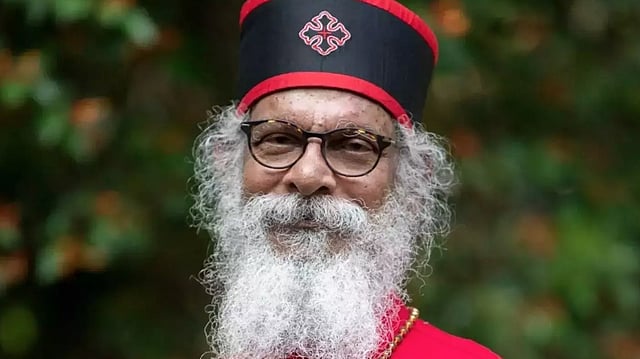 ബിലീവേഴ്സ് ചര്ച്ച് അധ്യക്ഷന്
കെ പി യോഹന്നാന് വാഹനാപകടത്തില് ഗുരുതര പരിക്ക്