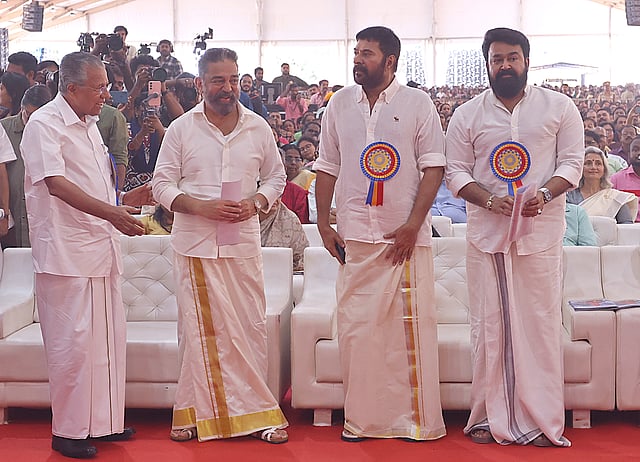 കമൽ ഹാസൻ, മമ്മൂട്ടി, മോഹൻലാൽ എന്നിവർക്കൊപ്പം പിണറായി വിജയൻ