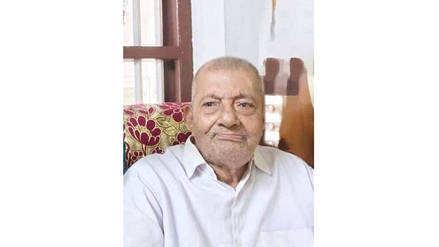 തൃശൂര് നഗരത്തിന്റെ പ്രഥമ മേയര് ജോസ് കാട്ടൂക്കാരന് അന്തരിച്ചു