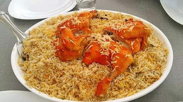 കൊടുങ്ങല്ലൂരില്‍ കുഴിമന്തി കഴിച്ചവര്‍ക്ക് ഭക്ഷ്യവിഷബാധ; 27 പേര്‍ ആശുപത്രിയില്‍, ഹോട്ടലില്‍ പരിശോധന 