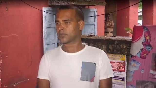 യുവതിയുടെ പരാതി, ഗള്ഫിലുള്ള അബൂബക്കറിന് പകരം ജയിലിലായത് മറ്റൊരു യുവാവ്; നാലുദിവസം ജയിലില് കിടന്നു