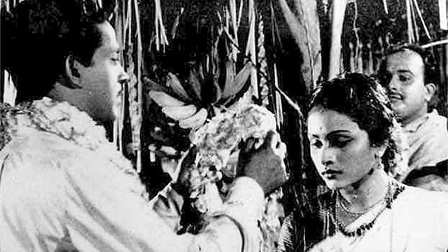 നീലക്കുയിലില് സത്യനും പ്രേമയും
