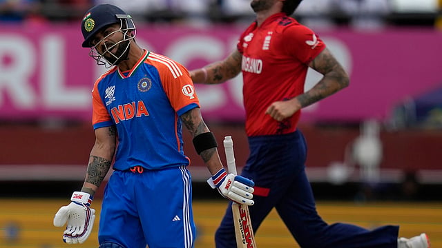 Rohit, Dravid back Kohli