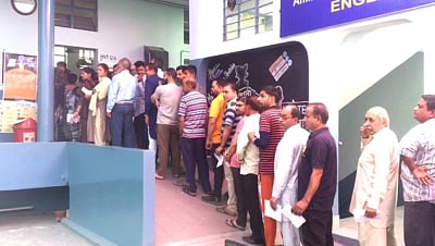 ആദ്യം വോട്ട്, അമ്മയുടെ സംസ്‌കാരം പിന്നെ; അടുത്ത തെരഞ്ഞെടുപ്പിന് 5 വര്‍ഷം കാത്തിരിക്കണമെന്ന് മകന്‍