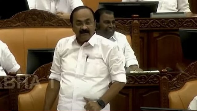 'വാക്കുകള്‍ ബഹുമാനത്തോടെയും സൂക്ഷിച്ചും പറയുന്നതാണ് എല്ലാവര്‍ക്കും നല്ലത്'; സുധാകരന്റെ 'അവന്‍' പ്രയോഗം തള്ളി വിഡി സതീശന്‍